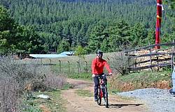 Bhutan Mountainbike Fahren 
