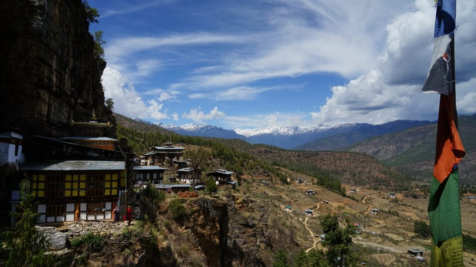 paro-valley.jpg