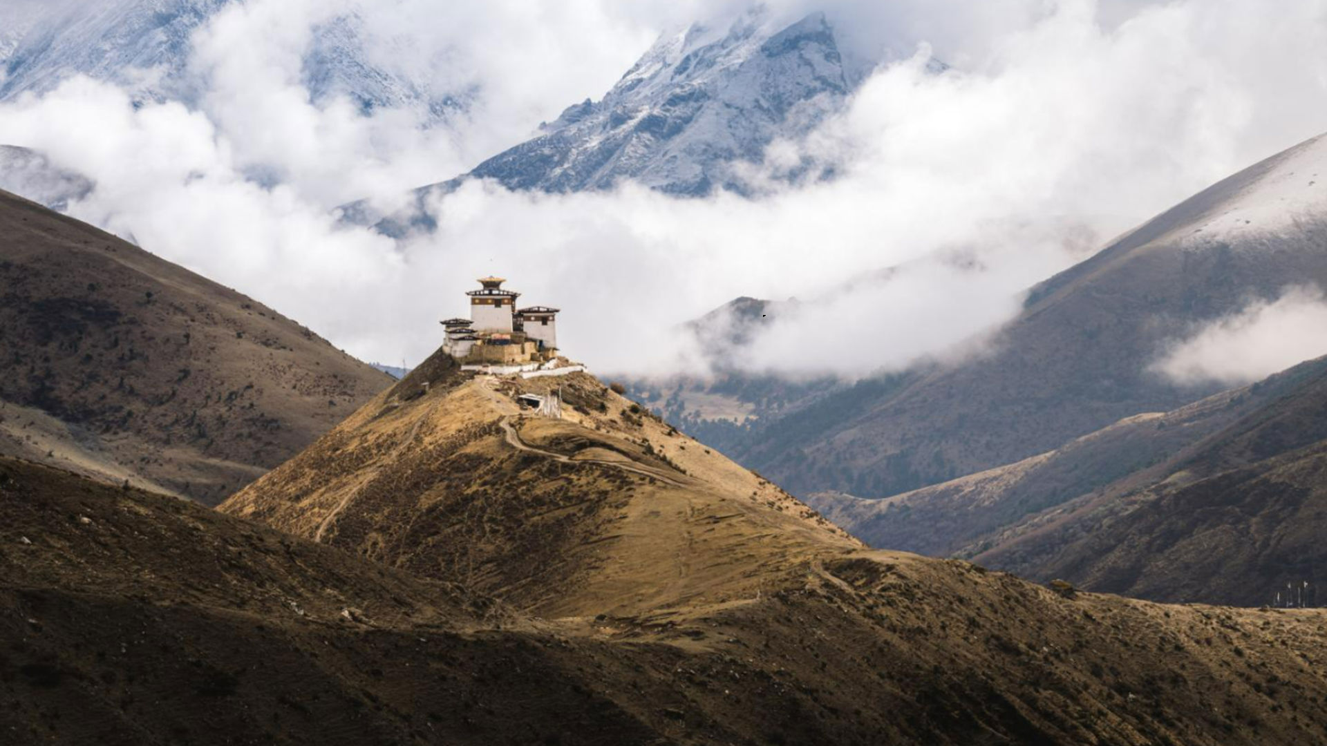 bhutan-trail-trekking-reisen.jpg