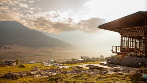 gangtey-tent-resort-comfort-camp-bumthang-07.jpg
